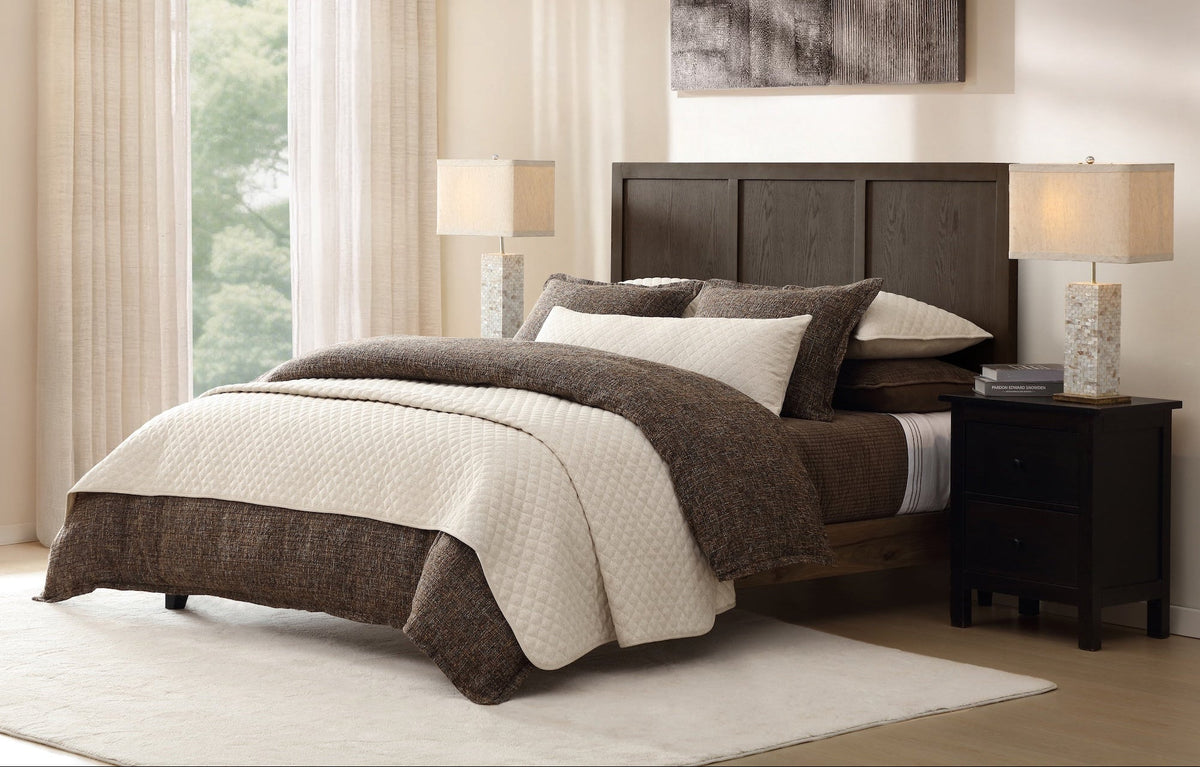 Coverlets & Bedspreads