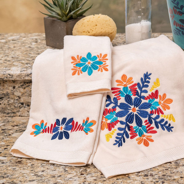 Bonita Towel Set, 3 PC Cream Bath Towel