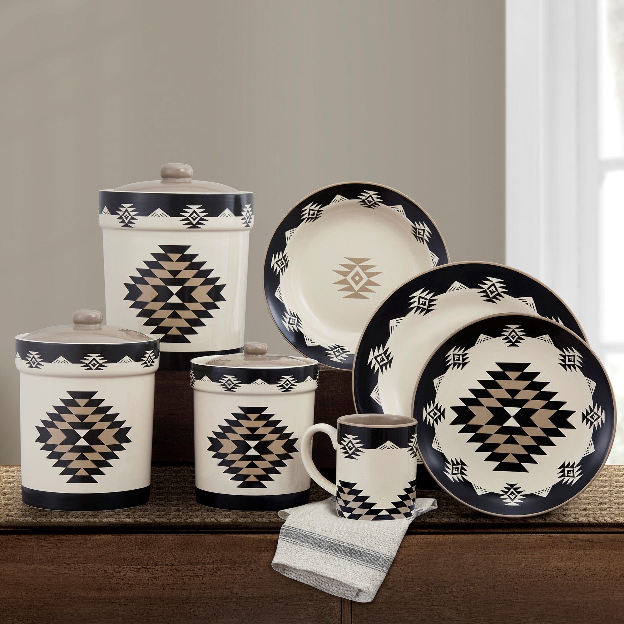 hiend-accents-dinnerware-set-
