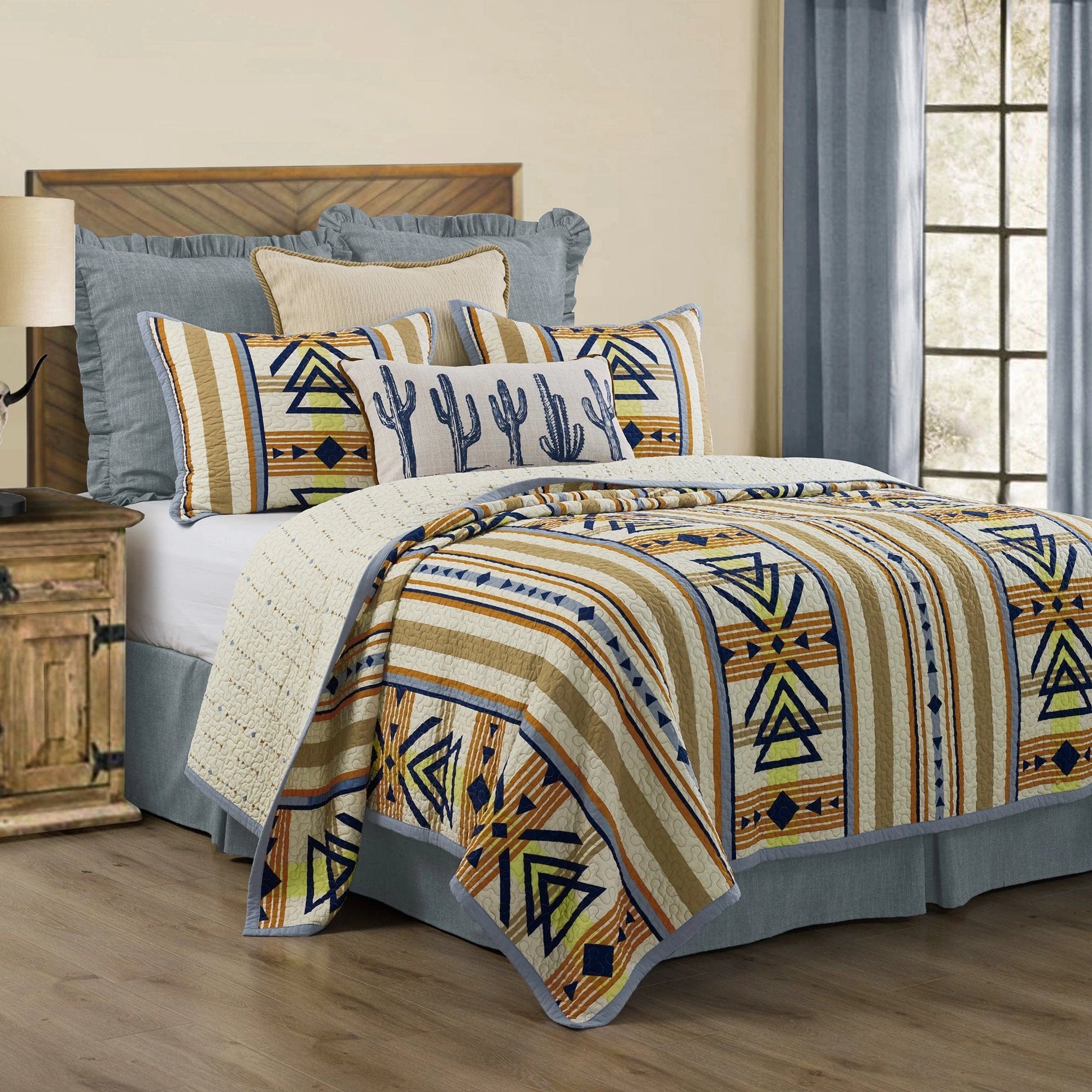 HiEnd Accents Pontiac Reversible Quilt Set
