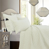 Velvet Diamond Quilt Quilt Set / Full/Queen / Cream Quilt