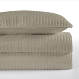 Satin Channel Quilt Set Quilt