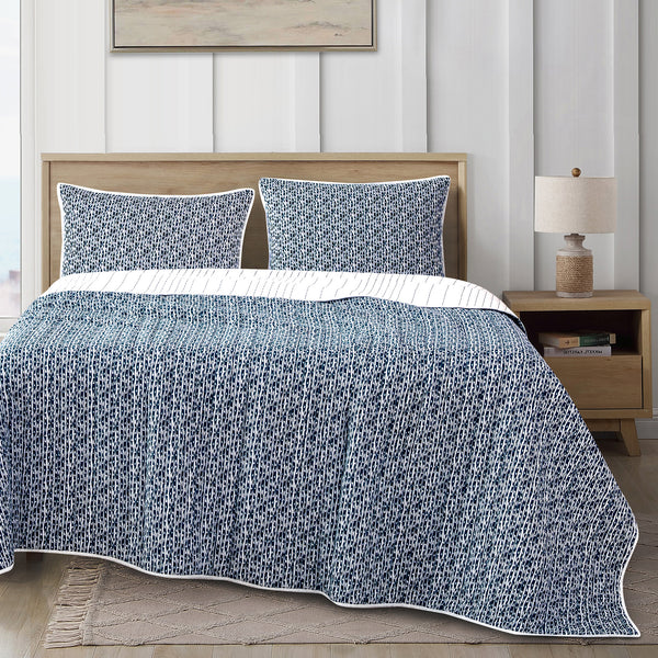 Staccato Reversible Quilt Set