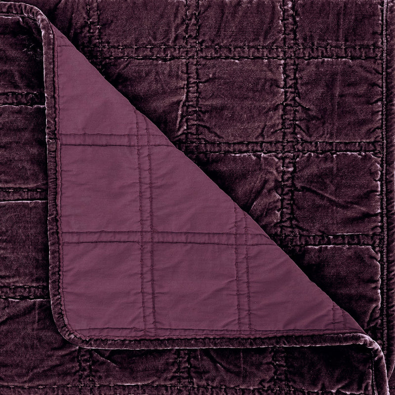 Close-up of Stella faux silk velvet pile
