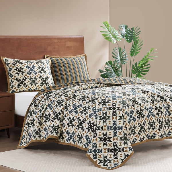 Mosaic Reversible Quilt Set Quilts