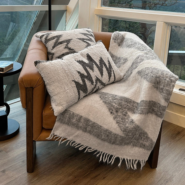 Maguey Throw Blanket Throw