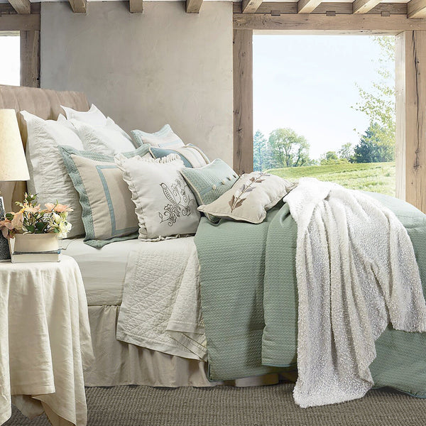 Belmont Comforter Set Comforter