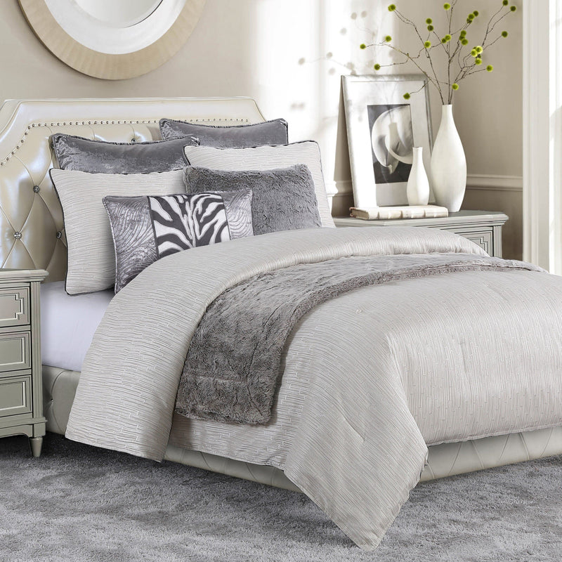 Celeste Comforter Set Comforter