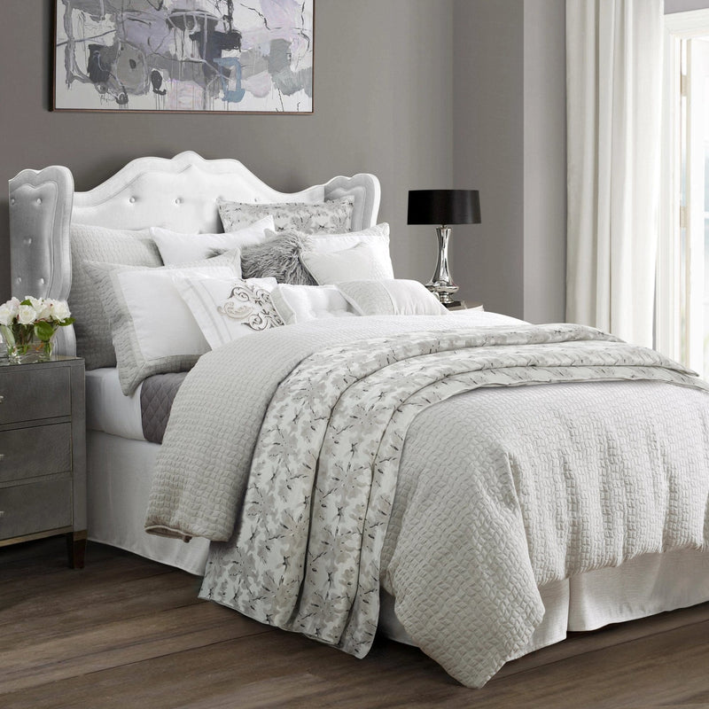 HiEnd Accents | Wilshire Comforter Set