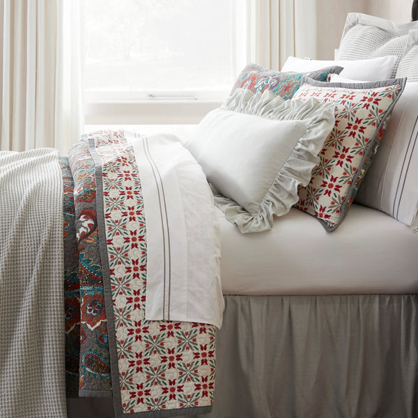 Abbie Western Paisley Reversible Quilt Set Quilt