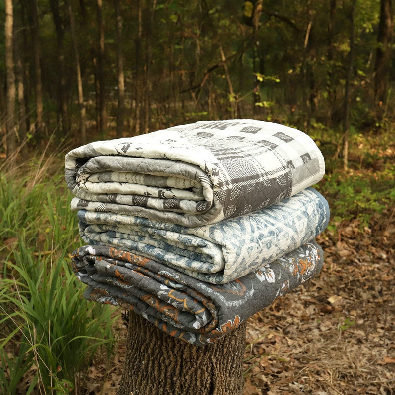 Abbie Western Paisley Reversible Quilt Set Quilt