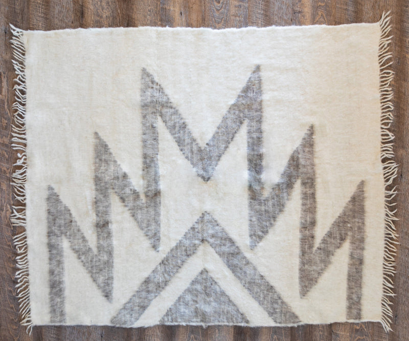 Maguey Throw Blanket Throw